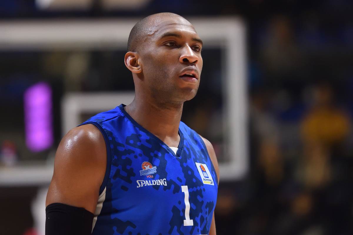  Ko je Rašid Sulejmon 