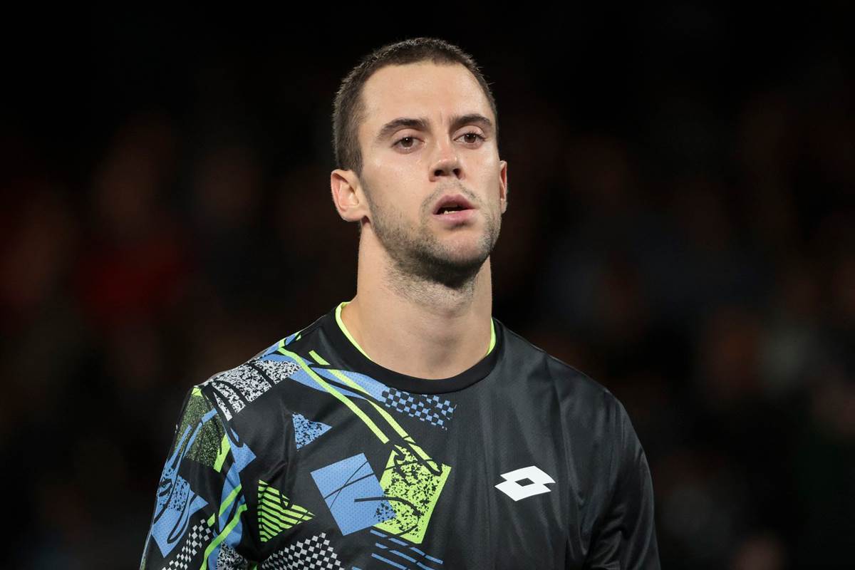  Laslo Đere nakon ispadanja u prvom kolu Rolan Garosa 