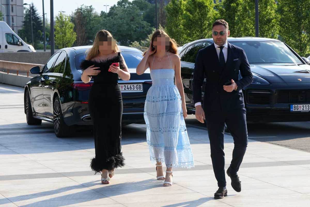 Duško Tošić odveo kćerke na Majorku Duško Tošić odveo kćerke na Majorku