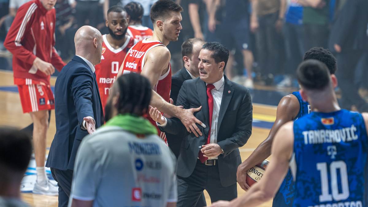  Zvezda zaprijetila da neće igrati protiv Budućnosti 