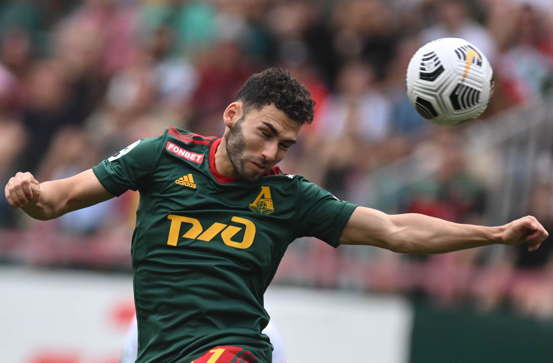  rusi odbili ponudu fk crvena zvezda za tiknizjana 