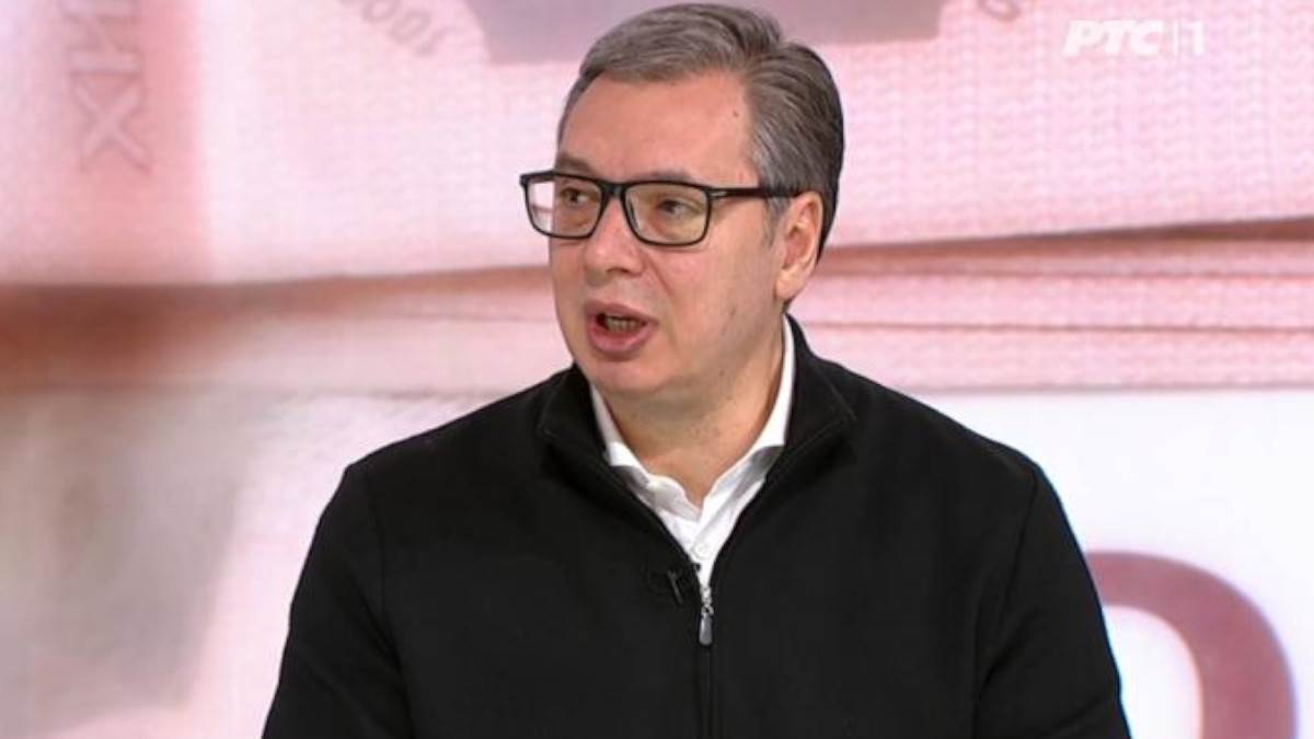  Aleksandar Vučić najavio povećanje prosječne plate u Srbiji 