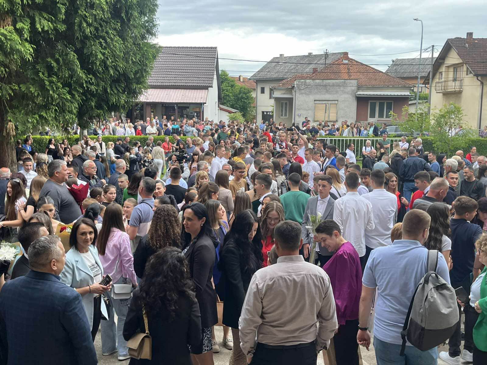  Besplatne mature u Kozarskoj Dubici 