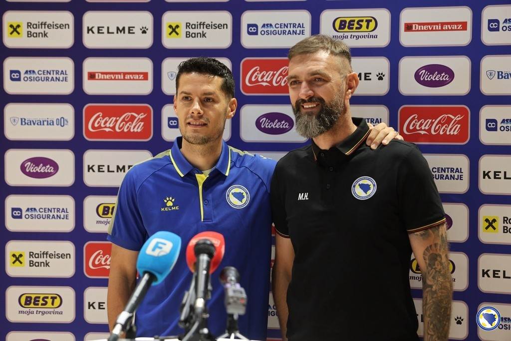  Mirko Hrgović i Haris Hajradinović pred meč Bih San Marino 
