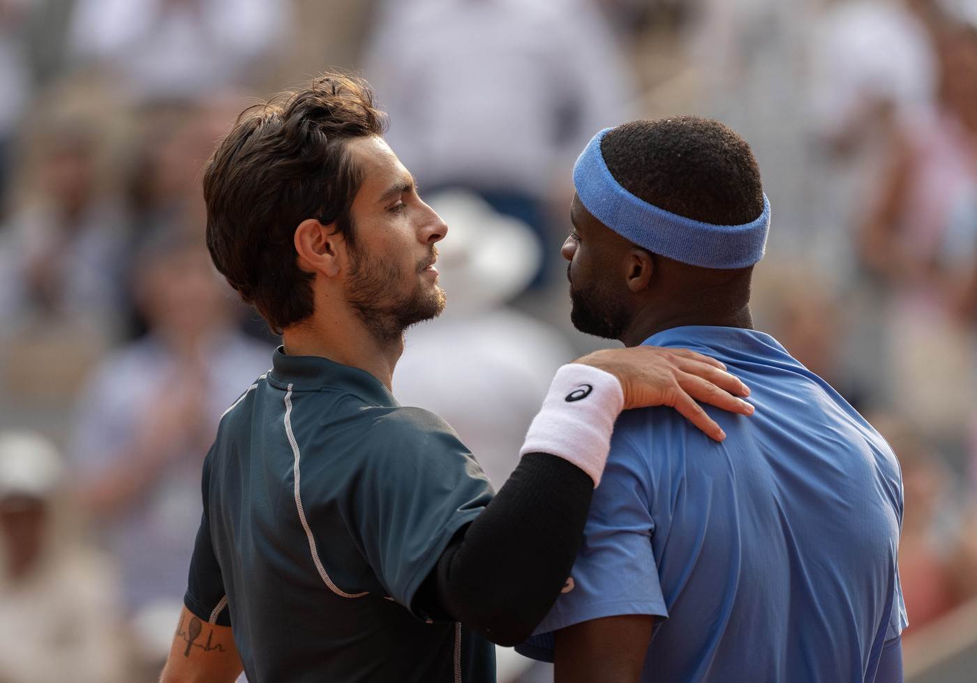  Lorenco Muzeti i Frensis Tijafo 