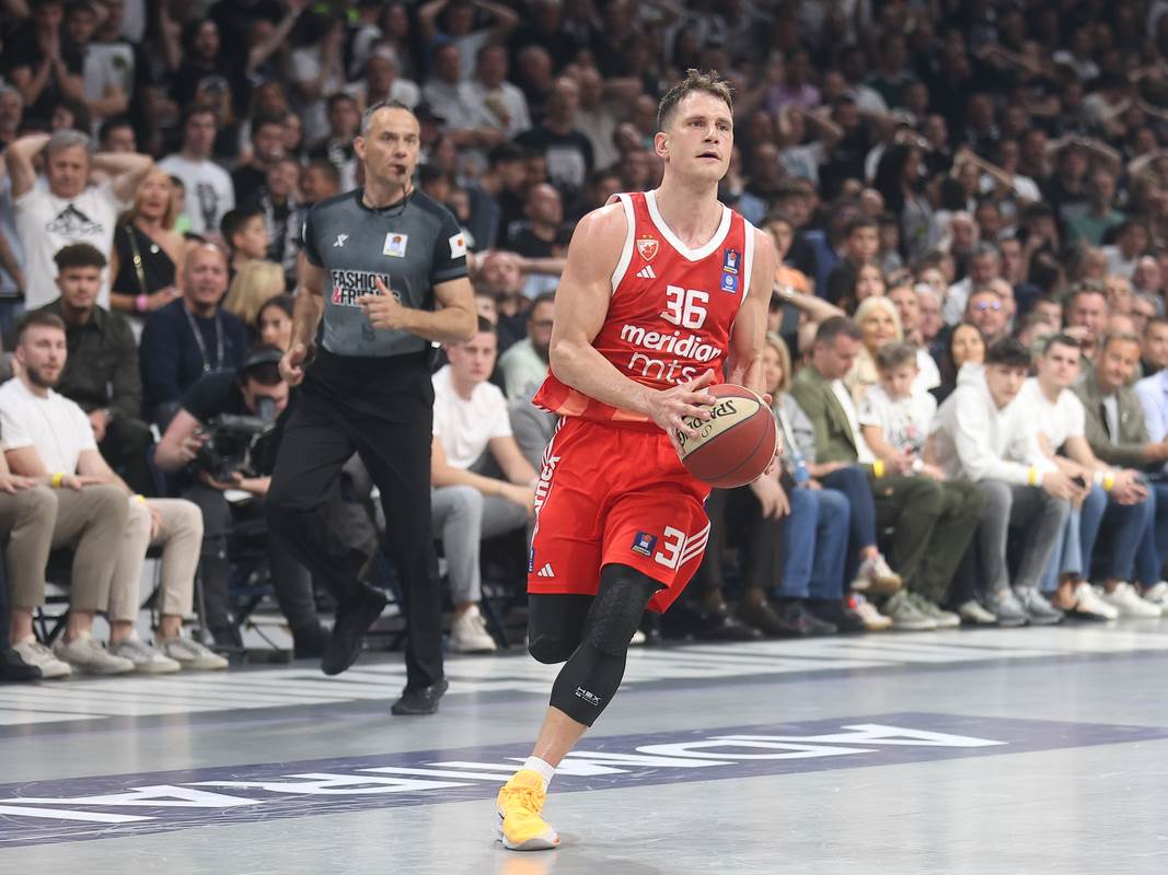  Nemanja Nedović potpisuje novi ugovor sa Crvenom zvezdom 