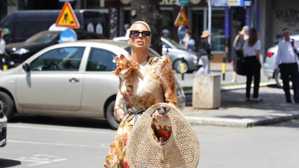  Karleuši ugašen i drugi nalog na Instagramu 