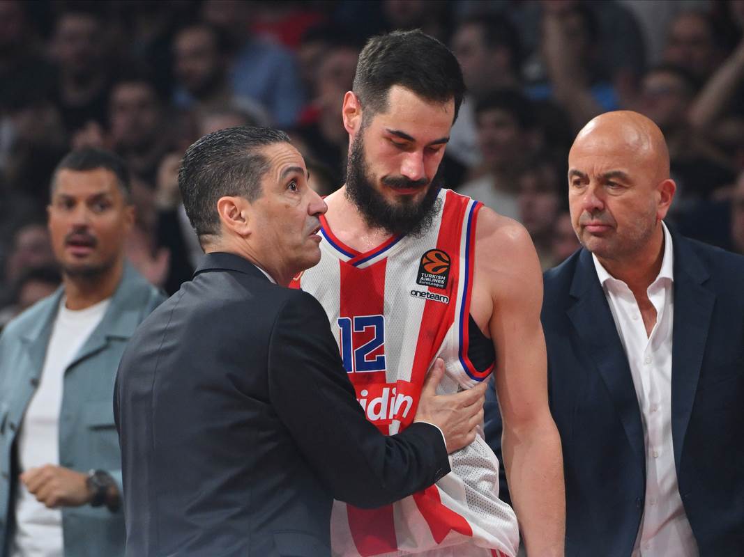  Crvena zvezda tvrdi da Janis Sferopulos nije izbjegao novinare 