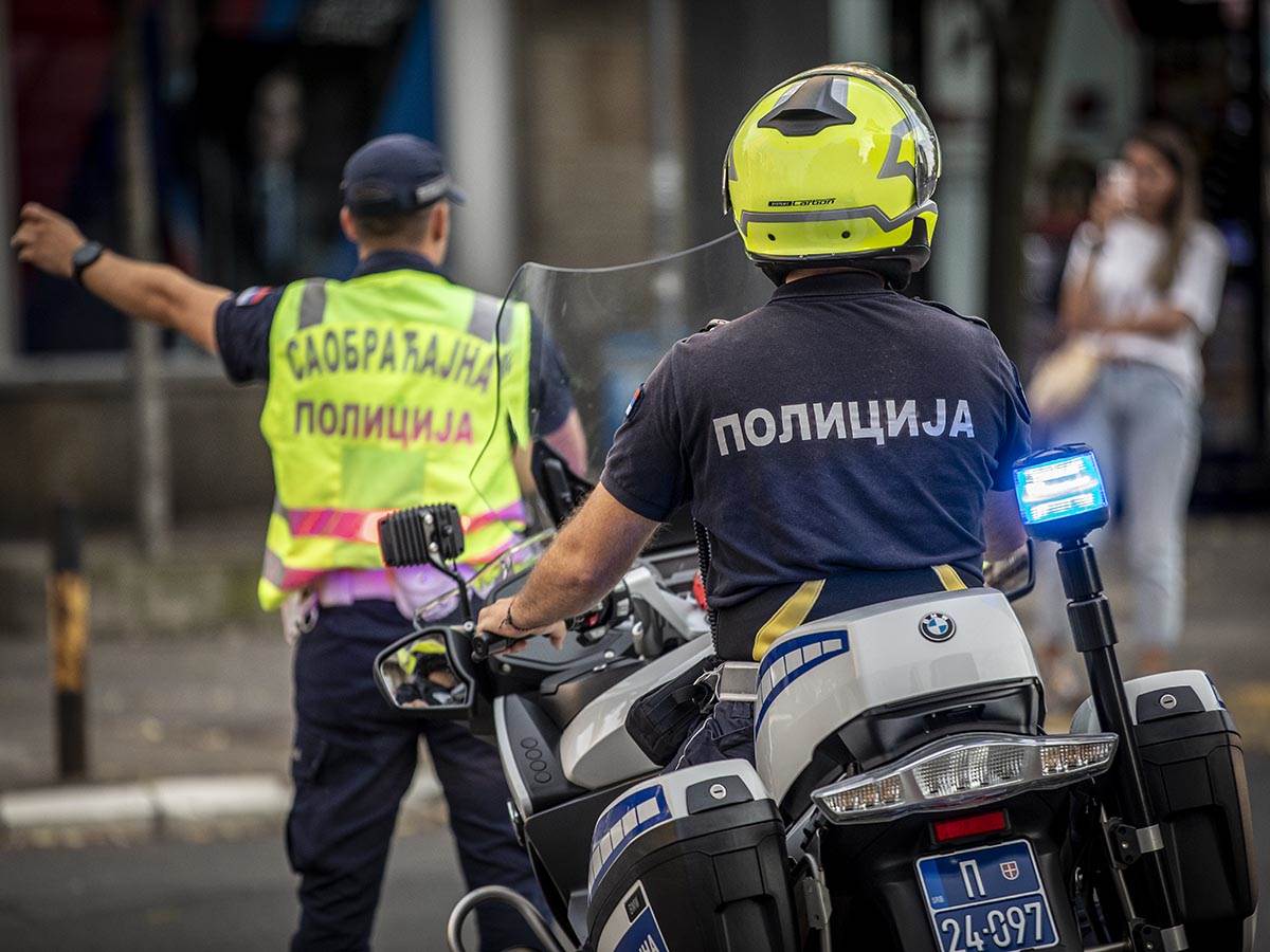 Tragedija u Aleksandrovu: Mladić (21) poginuo nakon pada s motora, pronašla ga majka Tragedija u Aleksandrovu: Mladić (21) poginuo nakon pada s motora, pronašla ga majka