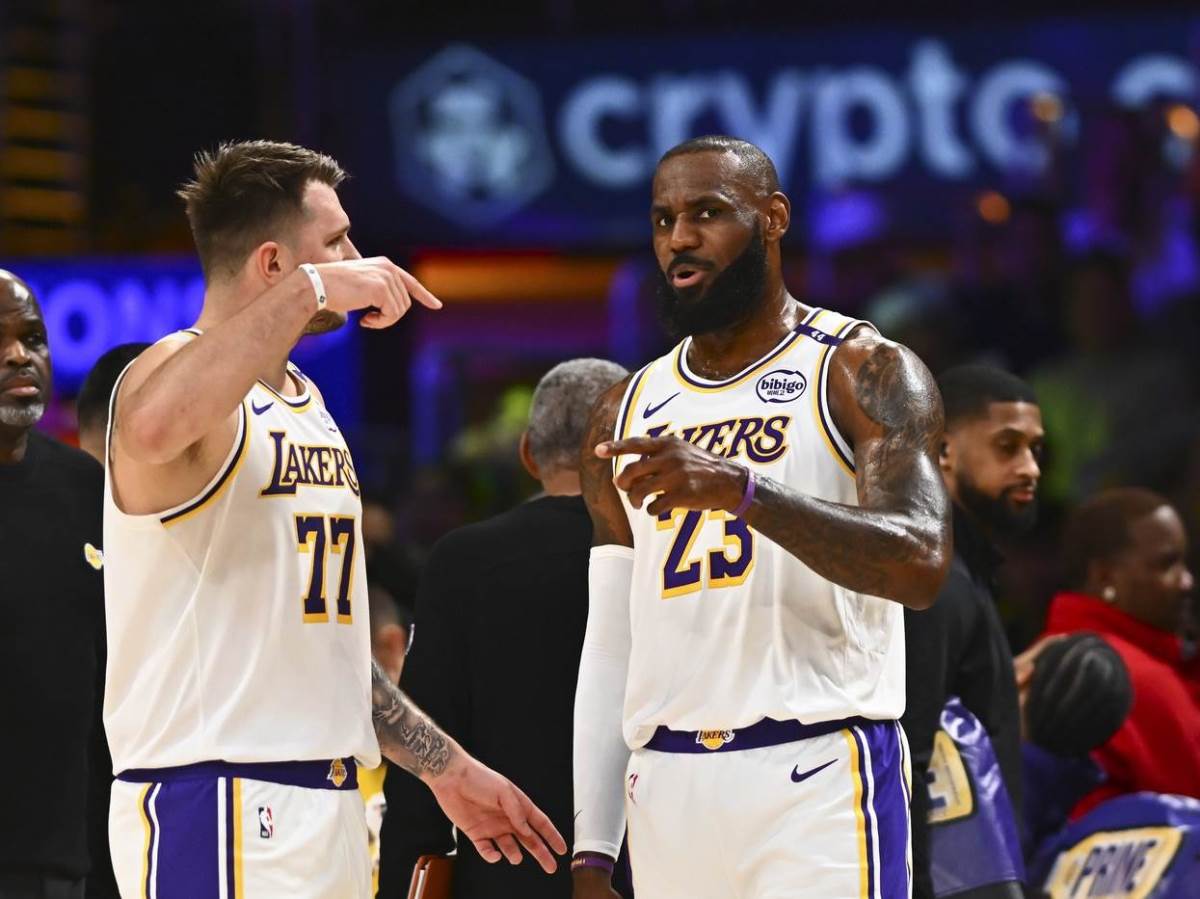  Stiven Adams je meta Los Anđeles Lejkersa 