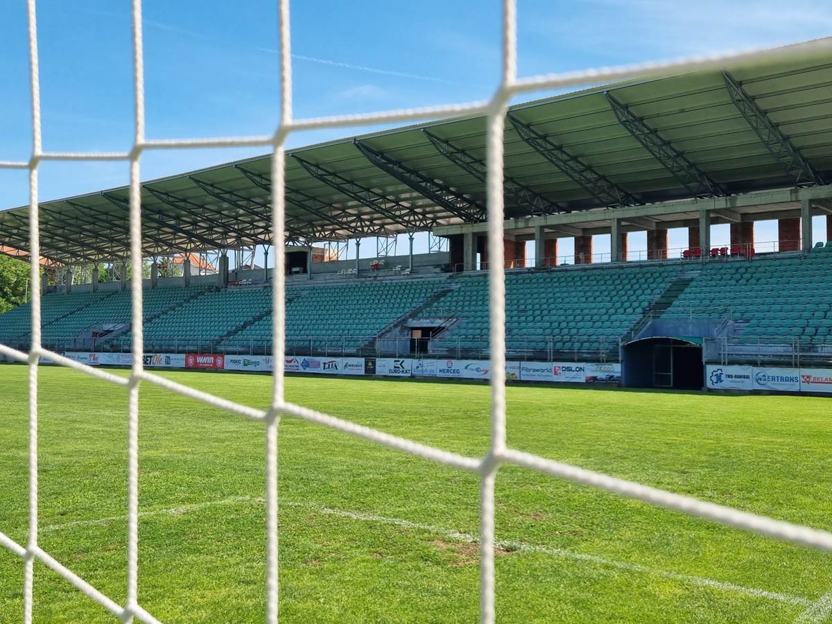  NK Zvijezda Gradačac, stadion Banja Ilidža 
