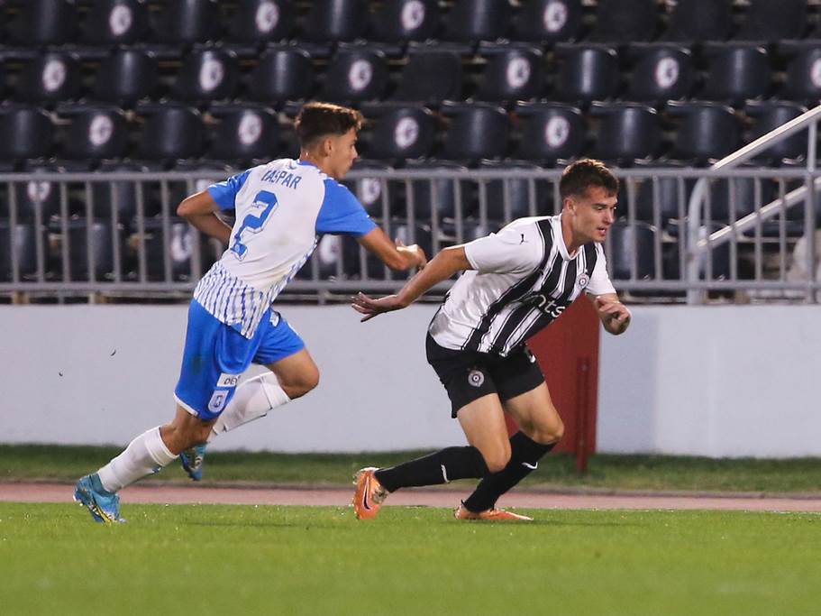  Bogdan Mirčetić potpisao za Partizan 