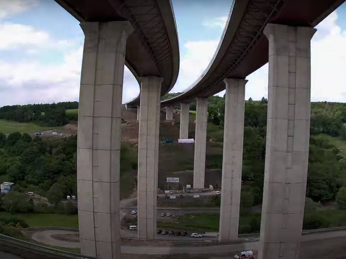  Pomijeranje mosta u Njemačkoj 