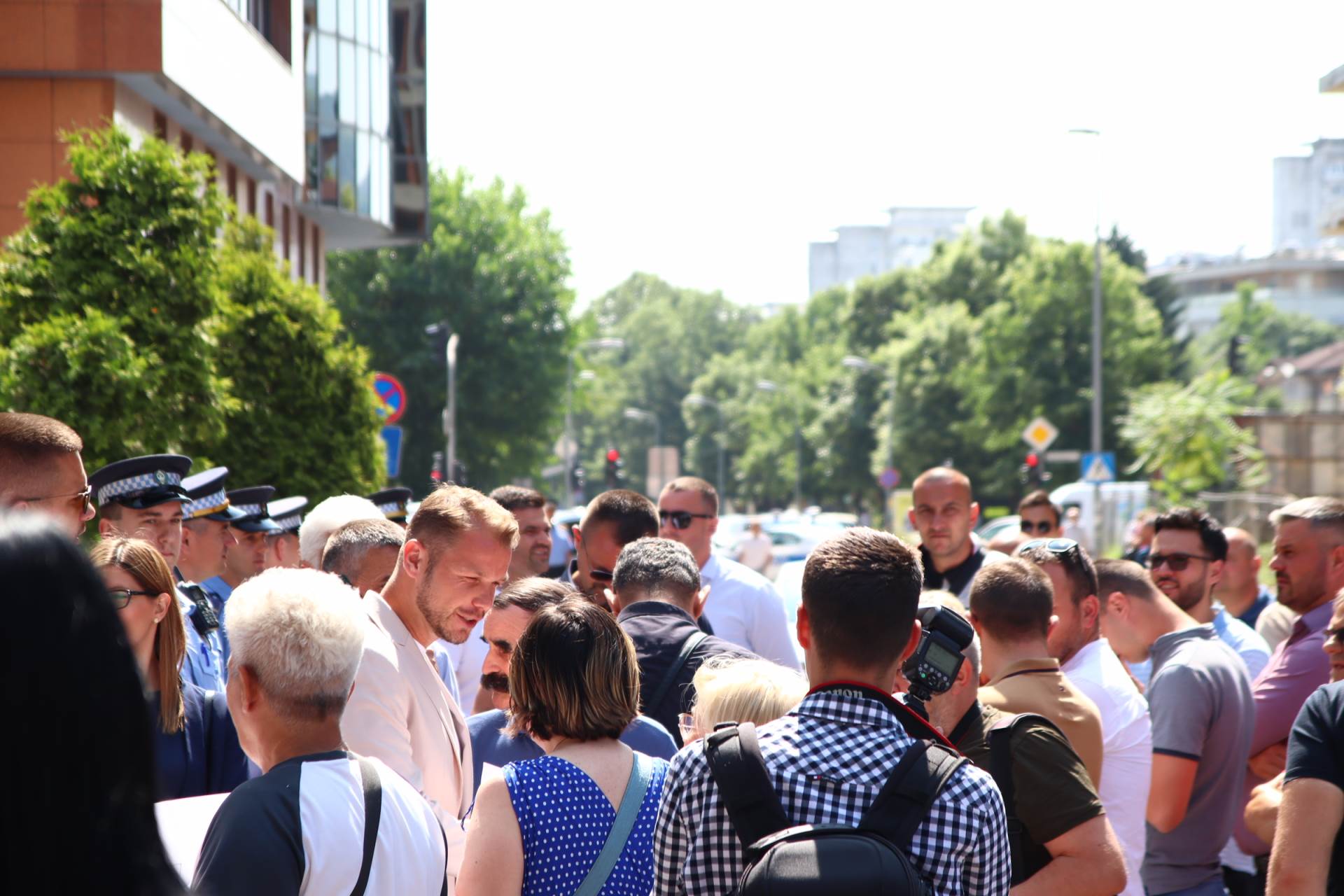  Opozicionari traže hitno puštanje Miličevića 