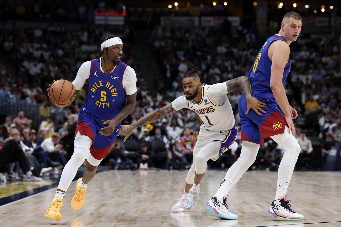 Prvi veliki trejd u NBA ligi Prvi veliki trejd u NBA ligi