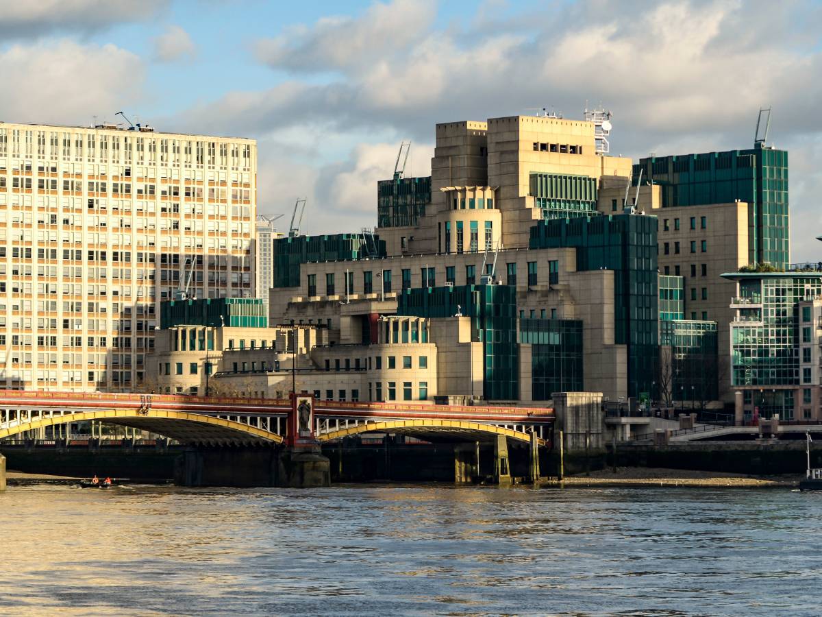  Blez Metrueli na čelu MI6 službe 