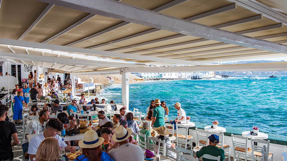  Mikonos epicentar provoda i žurki 