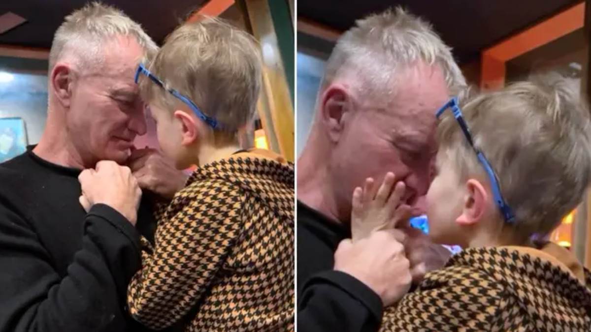  Sting snimljen sa unukom 