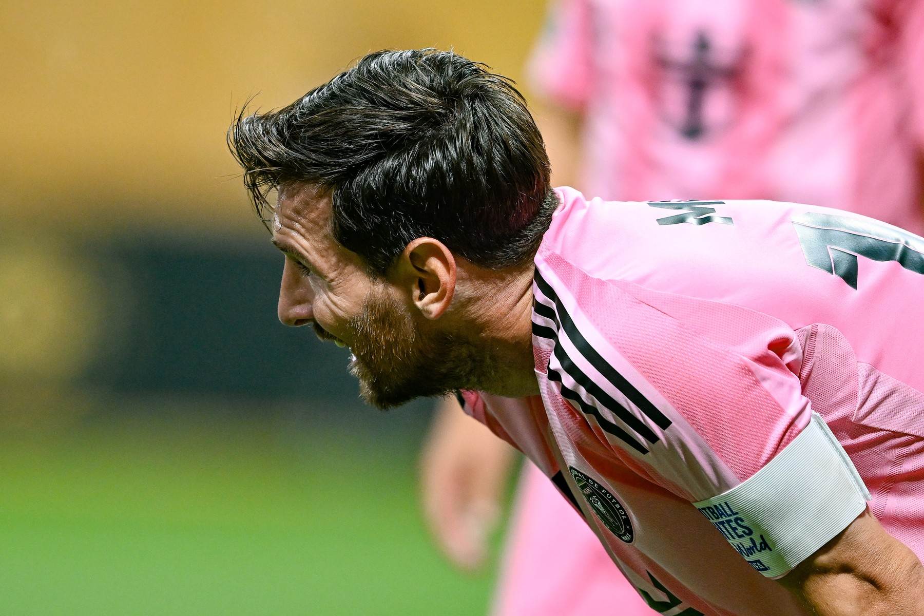  Fudbaler Porta proturio loptu kroz noge Lionelu Mesiju 