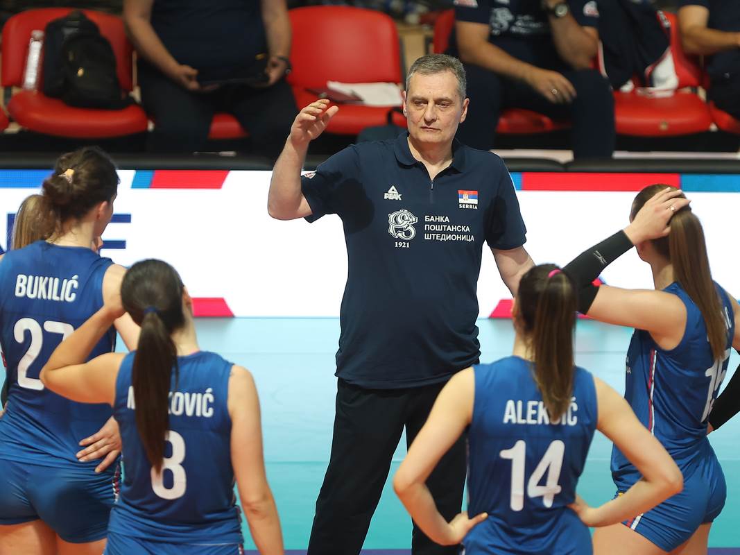  Zoran Terzić o lošim partijama odbojkašica Srbije 