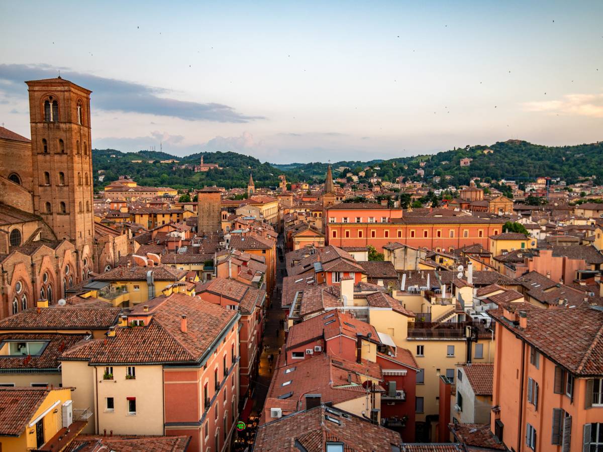  Bolonja ima četiri nadimka: Debela, Crvena, Učenica i Grad-kula 