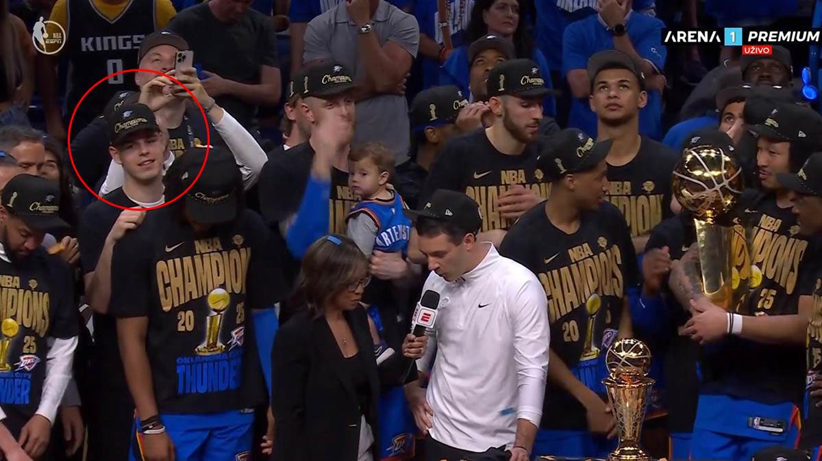 Nikola Topić šesti Srbin koji je osvojio NBA ligu Nikola Topić šesti Srbin koji je osvojio NBA ligu