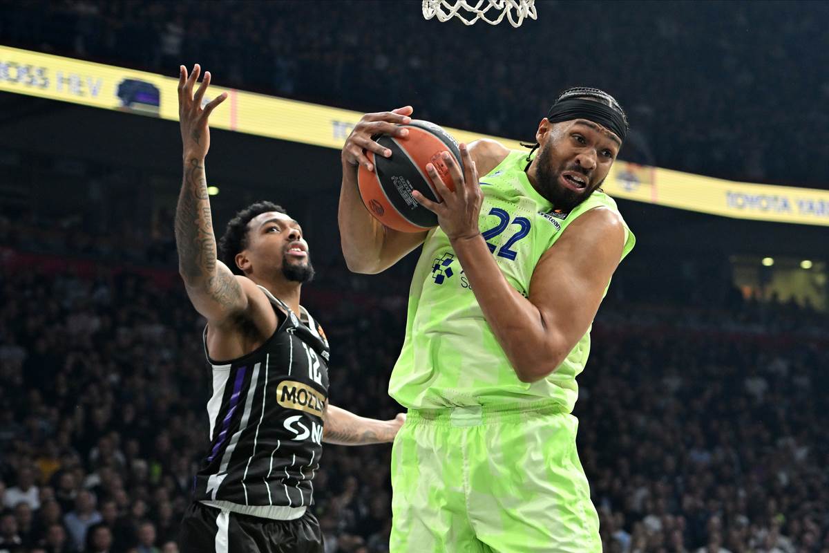 Džabari Parker raskinuo ugovor sa Barselonom Džabari Parker raskinuo ugovor sa Barselonom