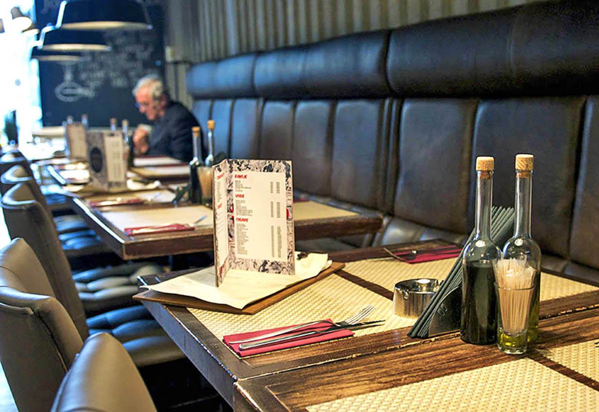  Minimalna potrošnja u restoranima 