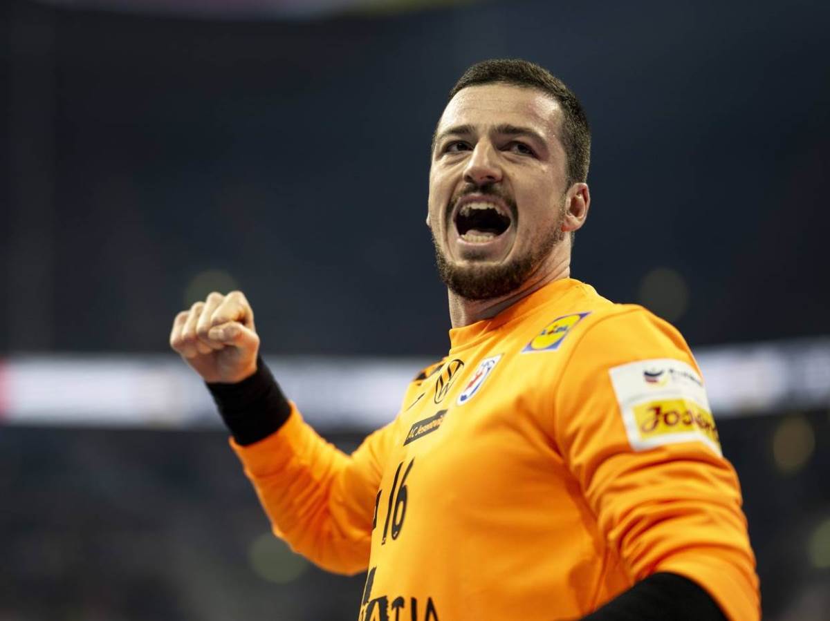 Filip Ivić potpisao za Vojvodinu Filip Ivić potpisao za Vojvodinu