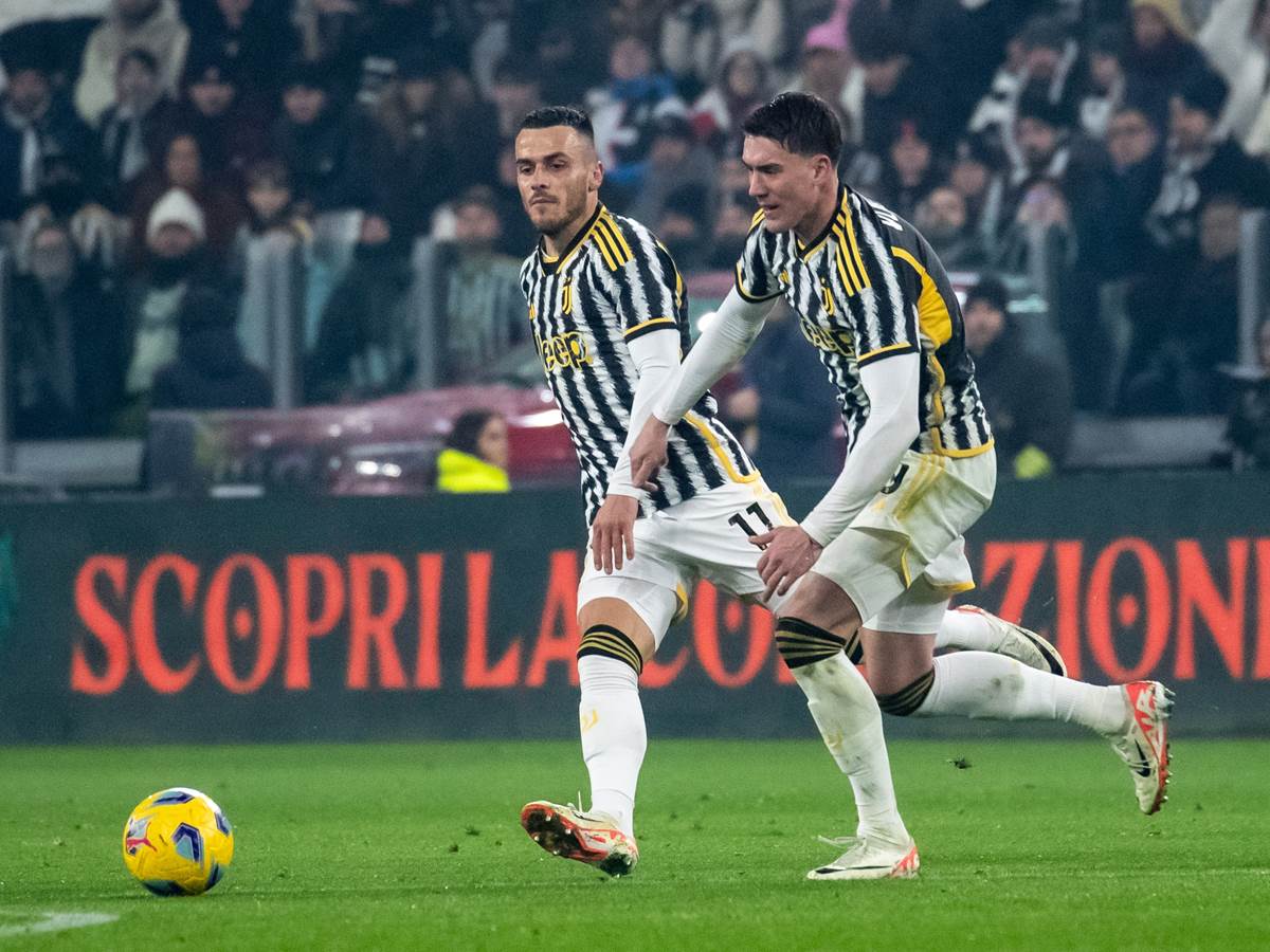  Filip Kostić i Dušan Vlahović 