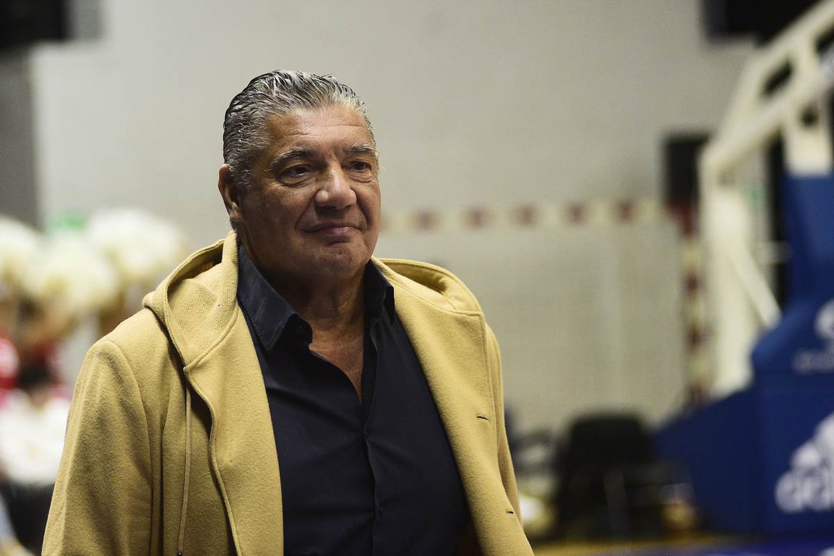  Miško Ražnatović objavio fotografiju sa Semijem Odželejem 