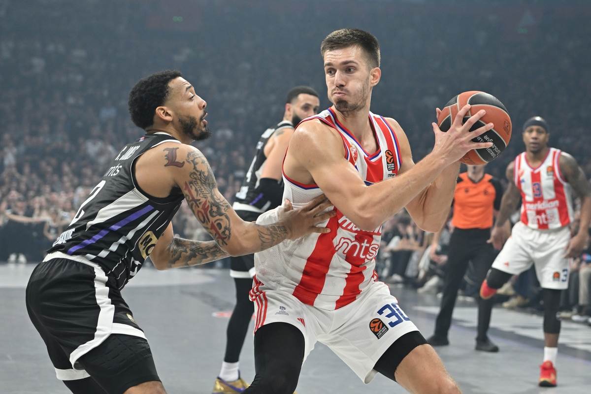  Filip Petrušev ima još 15 dana na raspolaganju da pronađe klub u NBA ligi 