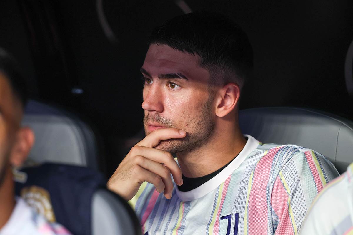 Juventus čeka ponude za Dušana Vlahovića Juventus čeka ponude za Dušana Vlahovića