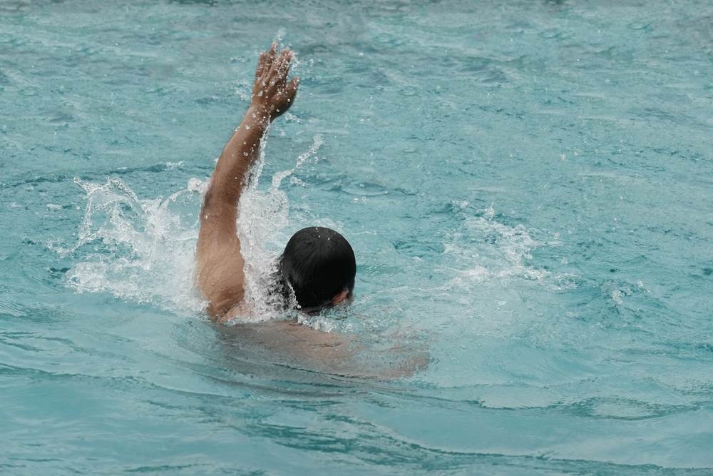  kako pomoći kad se neko davi 