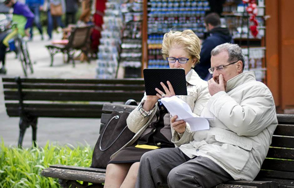  Trodelni sklopivi tablet - budućnost ili previše? 