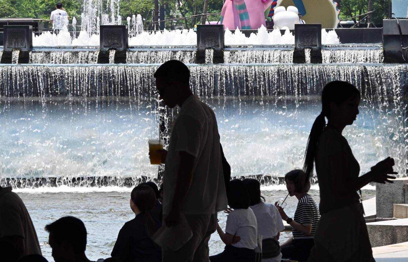  Južna Koreja na udaru vrućine: Smrtni slučajevi i masovne hospitalizacije 