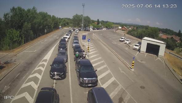 Gužve na granicama s Hrvatskom Gužve na granicama s Hrvatskom