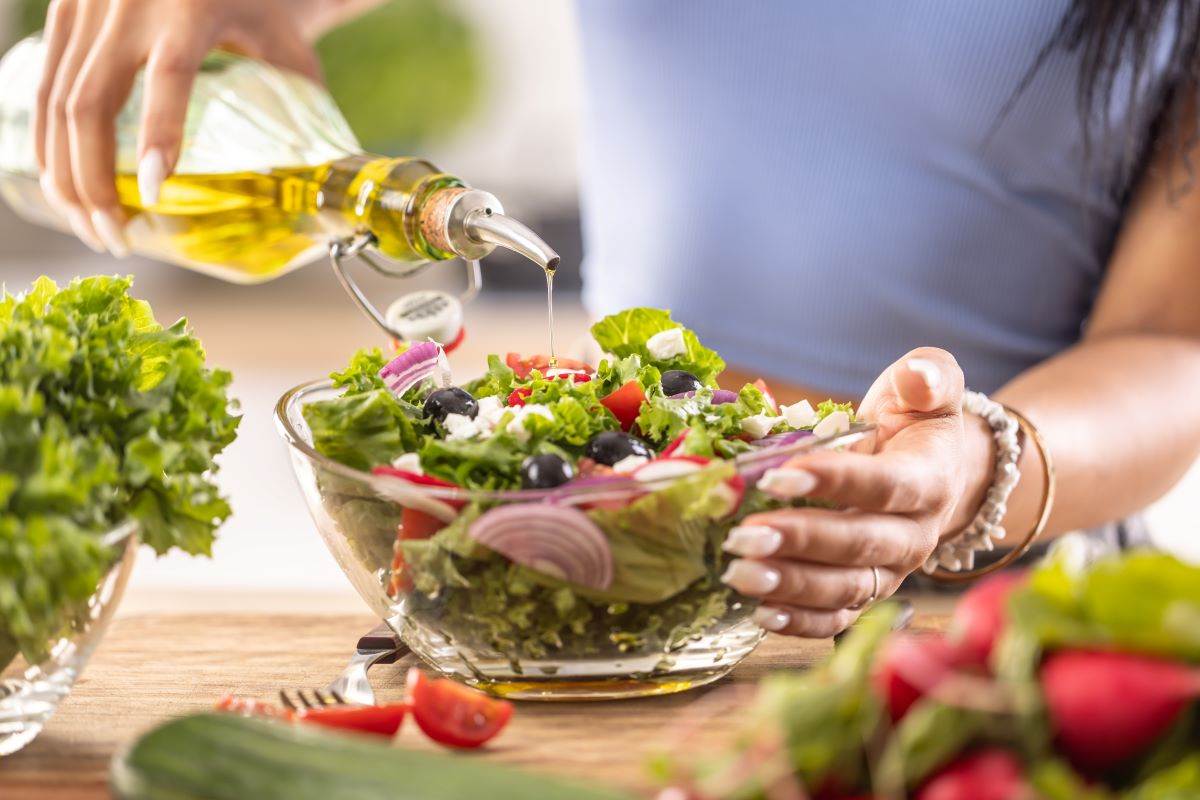 Pica salata sa domaćim dresingom recept Pica salata sa domaćim dresingom recept