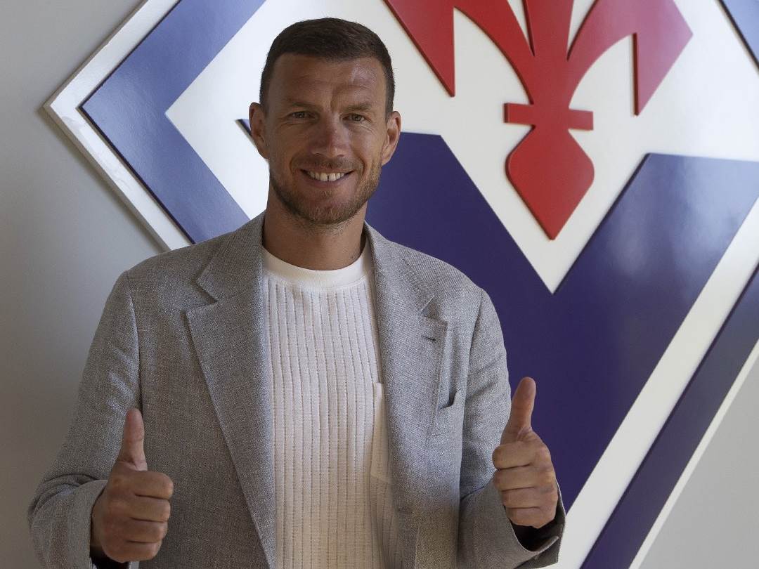 Edin Džeko je zvanično fudbaler Fiorentine! 