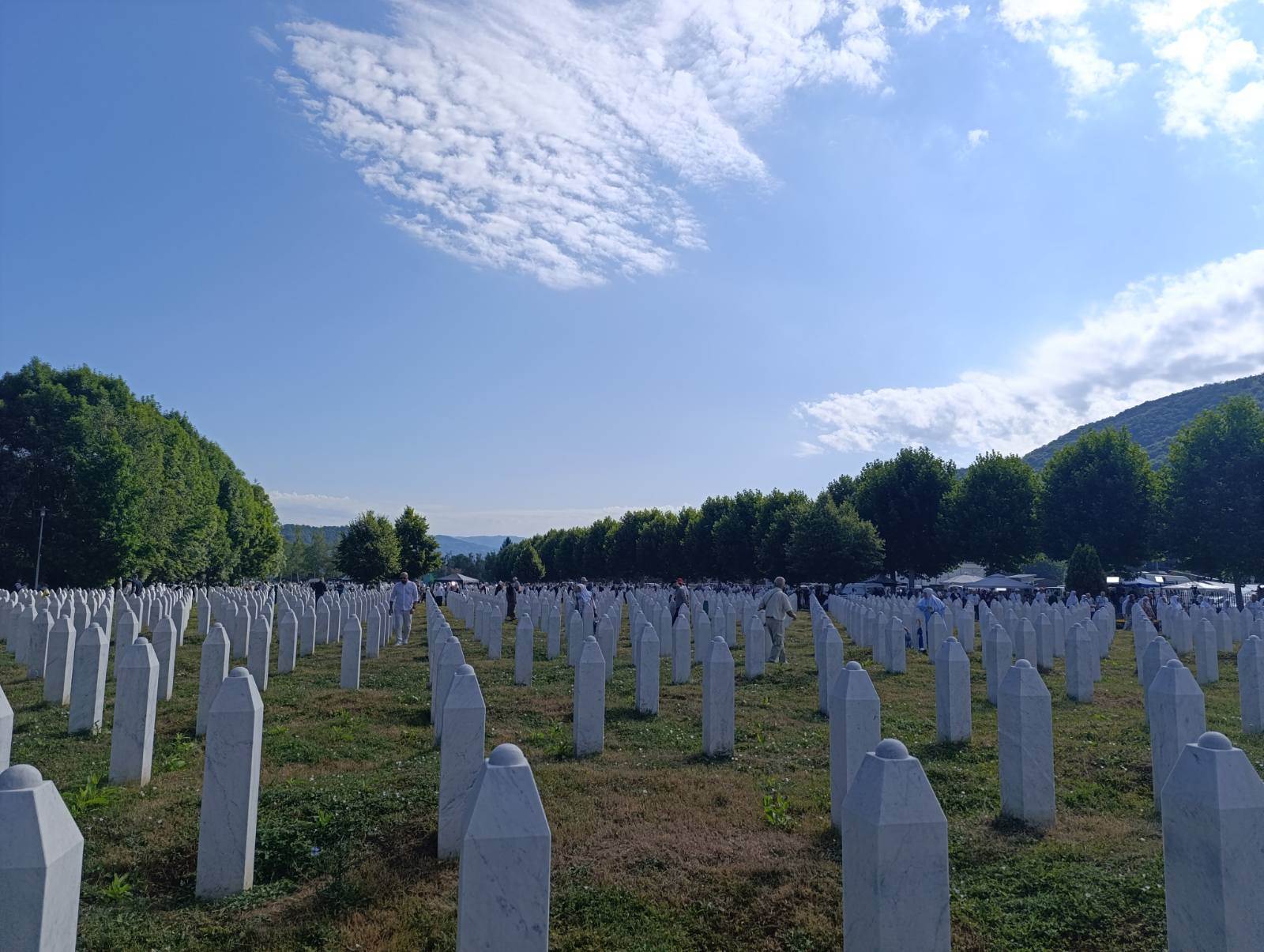  Ukopano sedam bošnjačkih žrtava u Potočarima 