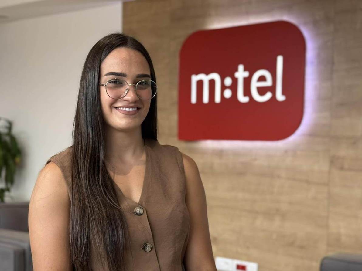 Sara Ćirković zaštitno lice kompanije m:tel Sara Ćirković zaštitno lice kompanije m:tel