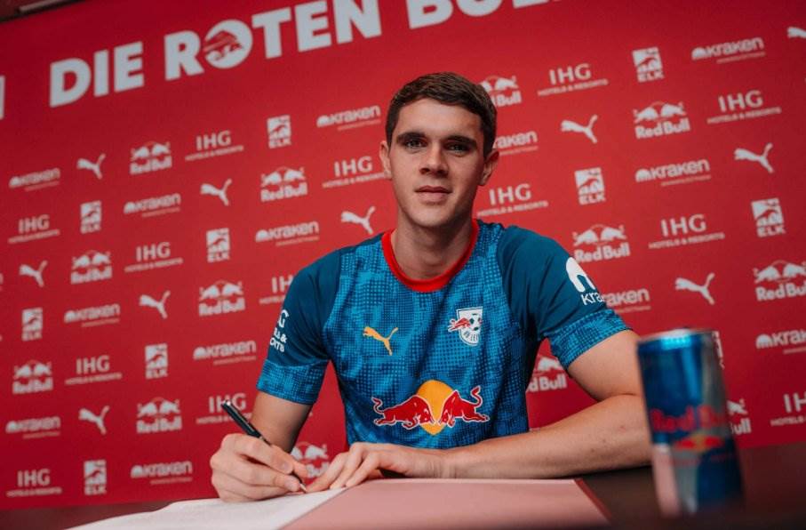 Kosta Nedeljković ostaje u RB Lajpcigu Kosta Nedeljković ostaje u RB Lajpcigu
