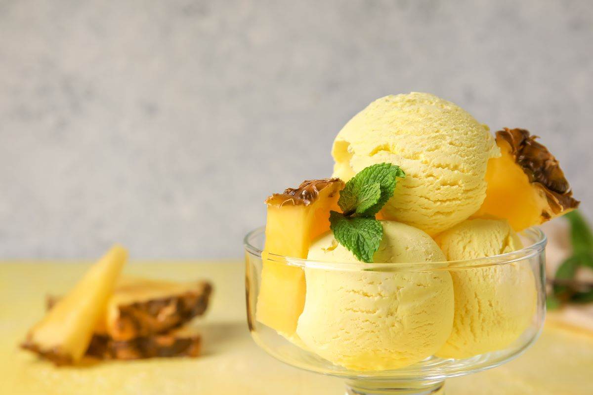 Recept za domaći sladoled od ananasa i mente Recept za domaći sladoled od ananasa i mente