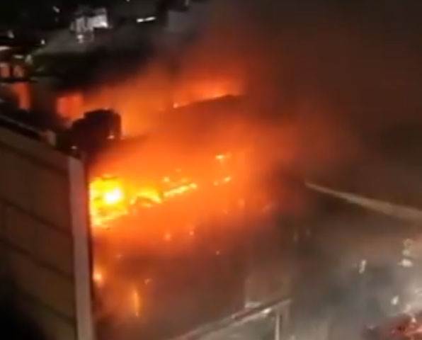 Požar u Iraku, stradalo 50 ljudi Požar u Iraku, stradalo 50 ljudi
