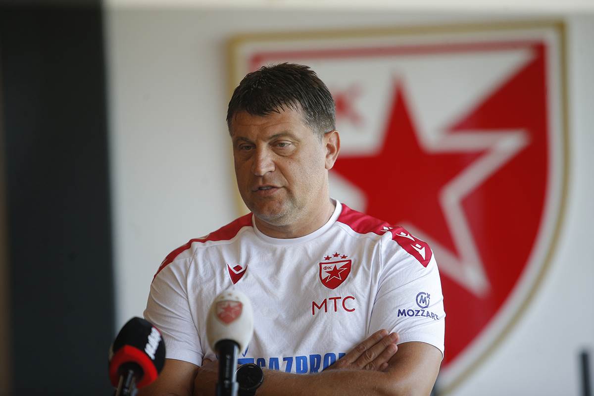  Spisak fudbalera Zvezda za Ligu šampiona 