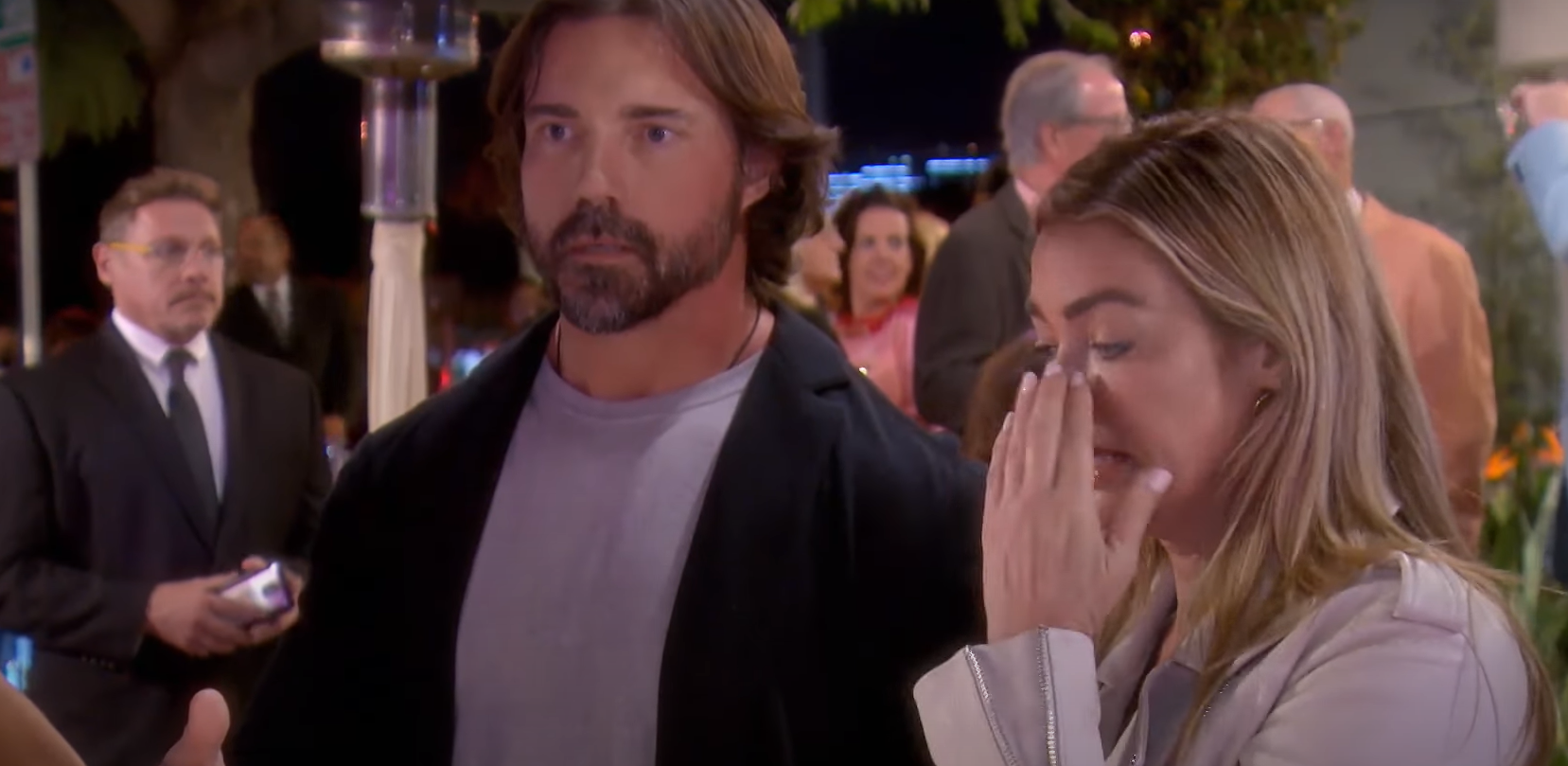  Deniz Ričards upala u imanje bivšeg muža 