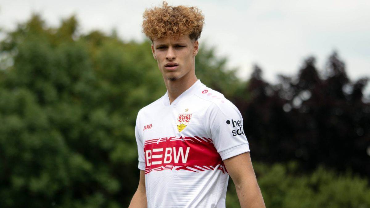  Lazar Jovanović dao gol za Štutgart  