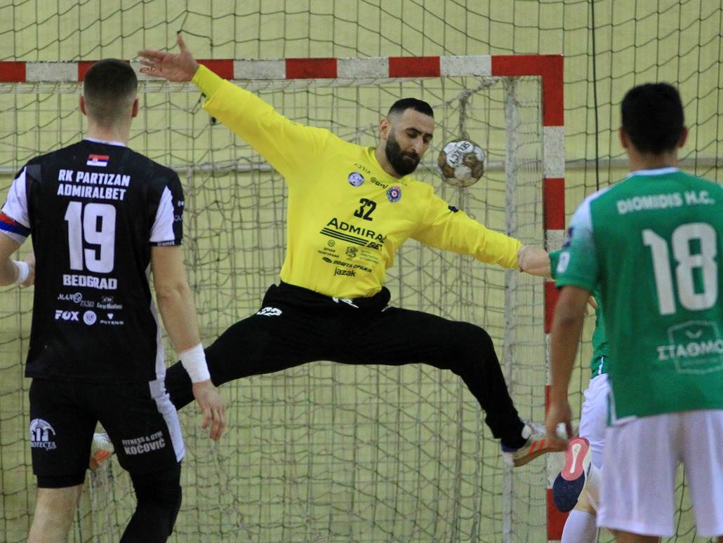  Golman iz Irana napustio RK Partizan  