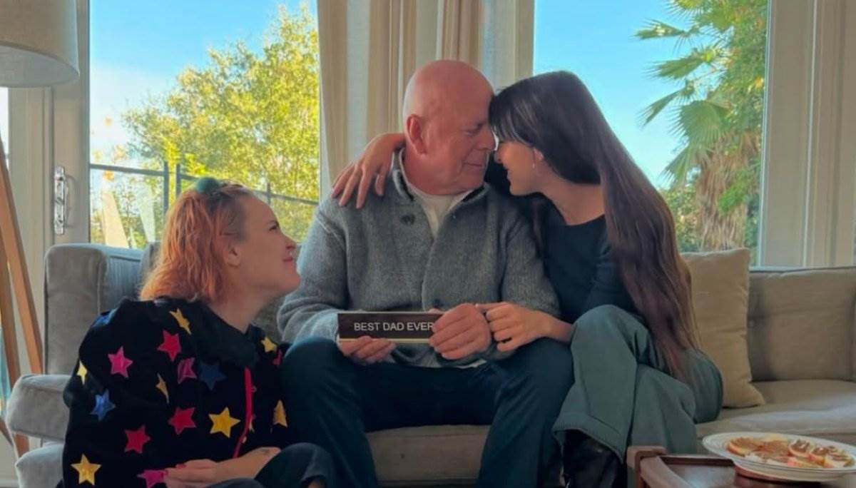  Kćerka Brusa Vilisa podijelila dirljive fotografije sa ocem 