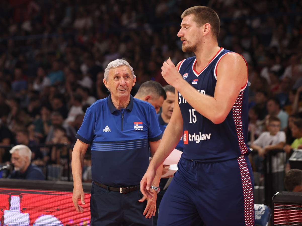  Svetislav Pešić i Nikola Jokić 